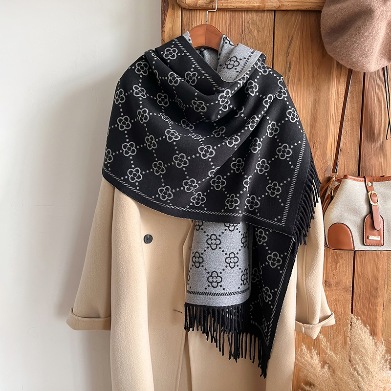 Woven Scarf Blanket - Marche Jacquard Design Sciarpa invernale bifacciale