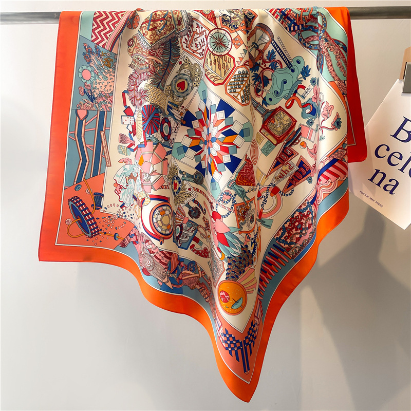 Nuova Sciarpa Quadrata in Seta - Scarf Silk Square recensione e prezzo