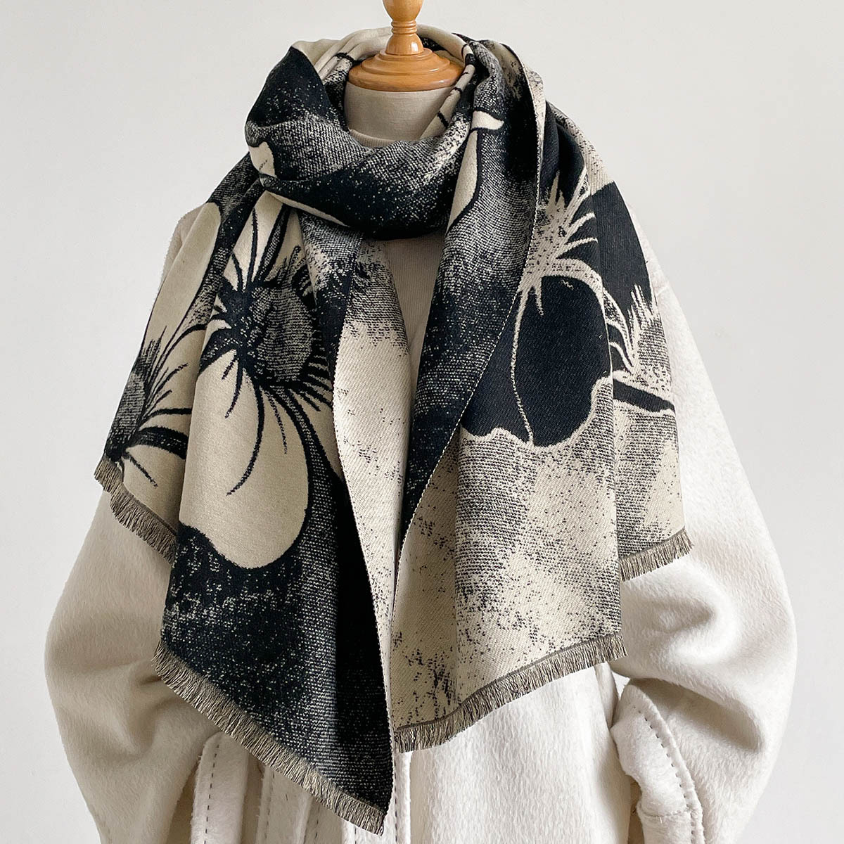 Sciarpa da Donna in Finta Cash - Pashmina Wrap Large recensione e prezzo