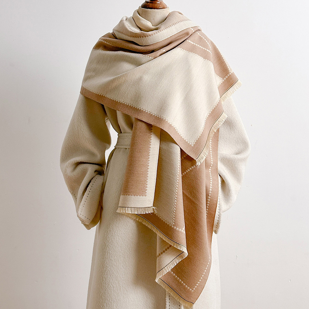 Sciarpa da Donna in Finta Cash - Pashmina Wrap Large recensione e prezzo